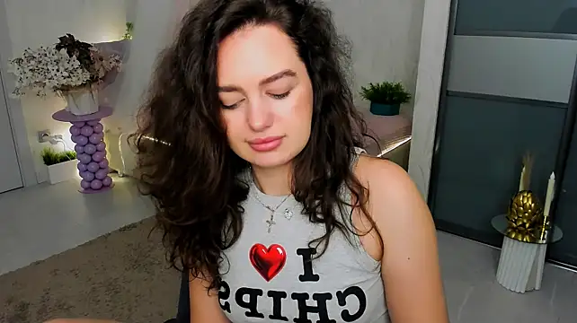 XXX chat uživo modela MiracleCurly