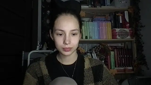 Yuna5343 Chat XXX in diretta