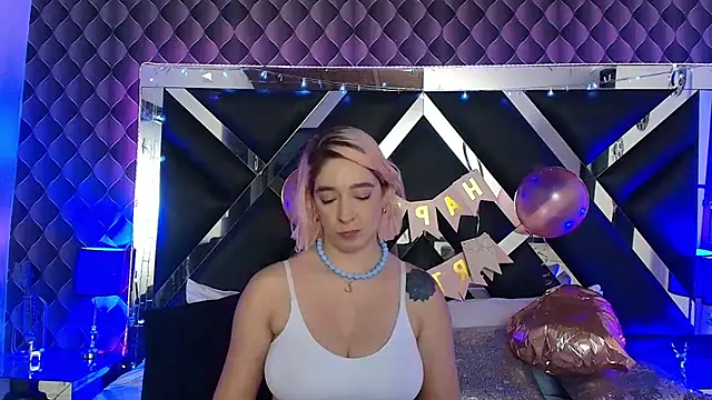 צ'אט XXX בשידור חי של victoriaa_lee_
