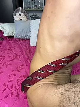 צ'אט XXX בשידור חי של GeorgieDen