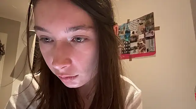 XXX chat uživo modela MarkettaChant