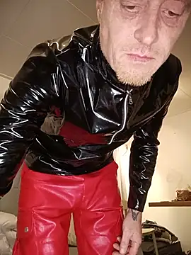 jefflatex45: онлайн-секс-чат