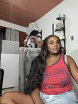 Chatroom XXX en direct de MAREIA_25