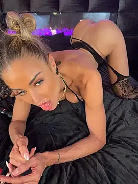 MilaMaaayn Live XXX chat