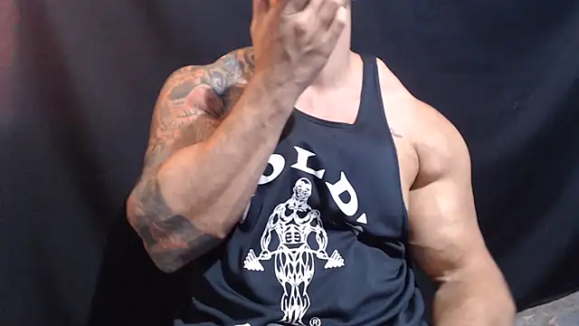 XXX chat uživo modela DommMaster