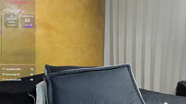 LilyQueen_cg Chat XXX live