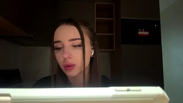 dianaluves1 – Naživo XXX chat