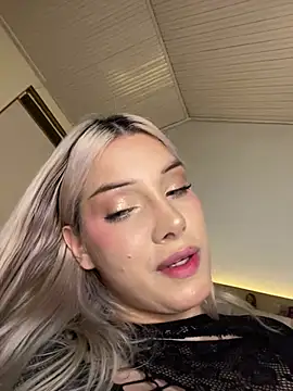 Chat +18 de devlin_nurmi ao vivo
