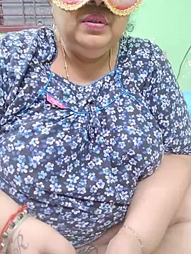 Tamil-mayasri Adlı Modelin Canlı XXX Sohbeti