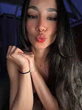 Naughty-Jessie: онлайн-секс-чат