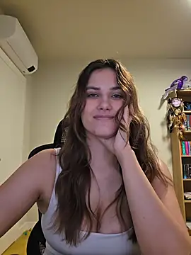 MiaRides19 Adlı Modelin Canlı XXX Sohbeti