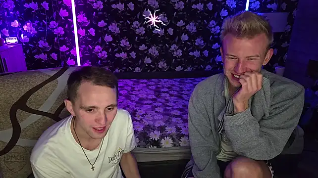 Vuitton Live XXX Chat