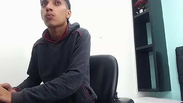 Živý XXX chat brayan__hot__