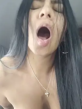 Chat XXX en directo de Evangeline_Sc