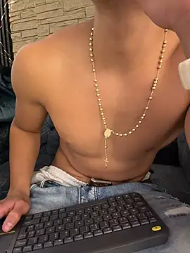 Chat XXX en directo de Lander_Cruz