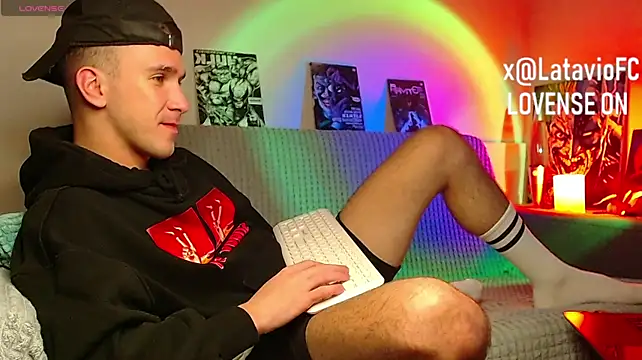 Midnighter_ Chat XXX in diretta
