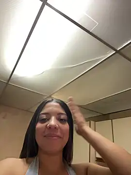 AdaPink_ XXX чат на живо