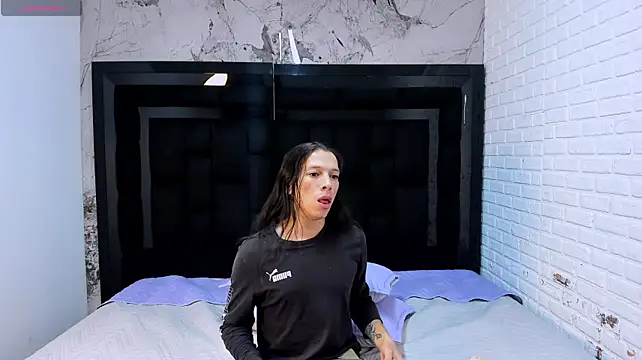 AleNoah_ Adlı Modelin Canlı XXX Sohbeti