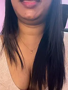 Tamil_MaayaのライブXXXチャット