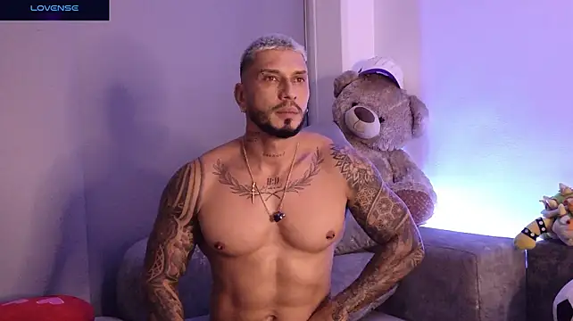 Seth_Vegaa Live XXX-Chat