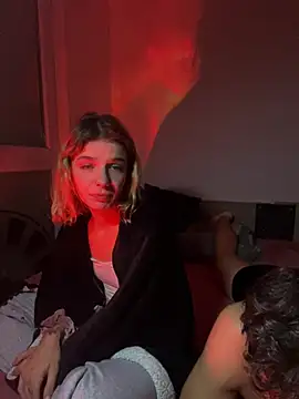 Živý XXX chat MissGoldieB