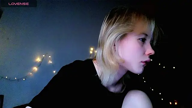 Kiara_Age's Live XXX Chat