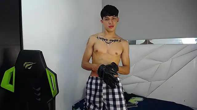 Liom_Gym Live XXX Chat