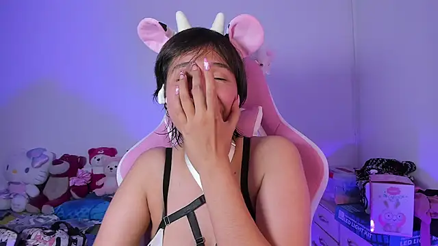 Chat +18 de Tsuki_Maru ao vivo