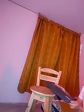 צ'אט XXX בשידור חי של Justcazz1