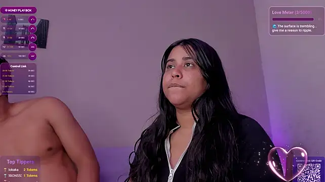 Funfriendslive: απευθείας συνομιλία ΧΧΧ