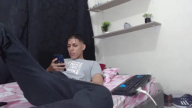 XXX chat uživo modela kingfm
