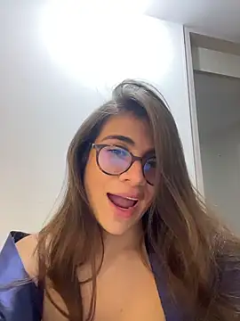 MariaIsabella8's Live XXX Chat