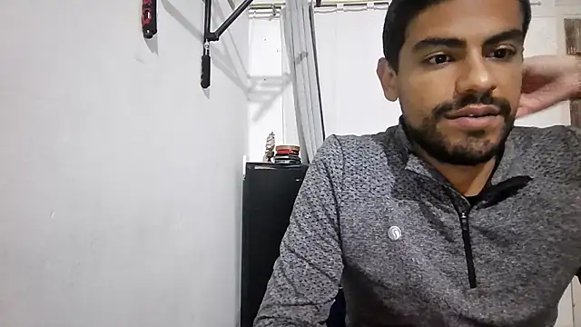 Chatroom XXX en direct de JBond007BBC