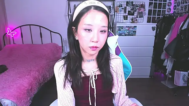 ashleywowmeow XXX чат на живо