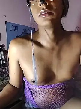 แชท XXX สดของ kiaravzadams