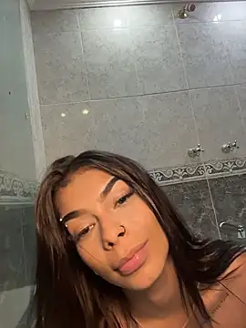 XXX chat uživo modela luna_blanncoo