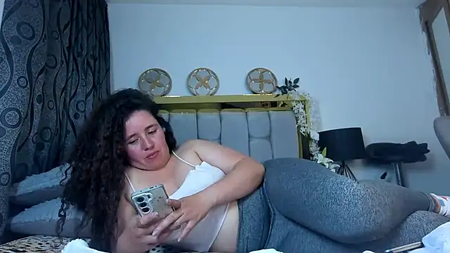 Chat +18 de Valeria__soler ao vivo