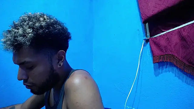 צ'אט XXX בשידור חי של Bdsmlesbianxtrem