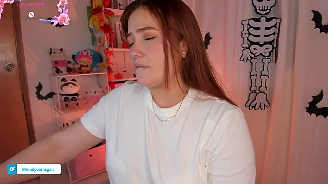 EmilyBarragan_ Live XXX-Chat
