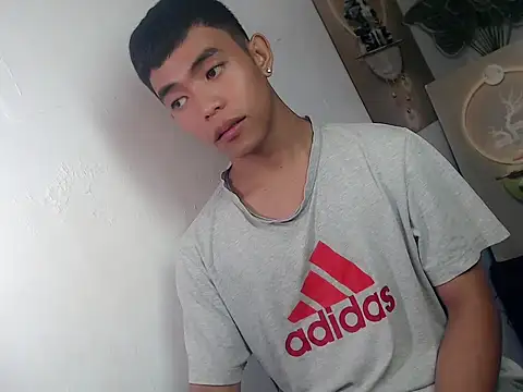 bretman1922 élő XXX-chatje