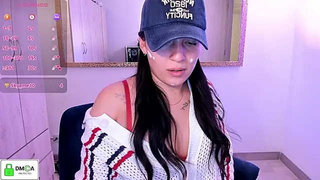 EricaVanderhill Adlı Modelin Canlı XXX Sohbeti