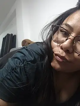 Chat XXX ao vivo de Namiibel