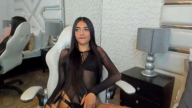Chatroom XXX en direct de KattyLilli
