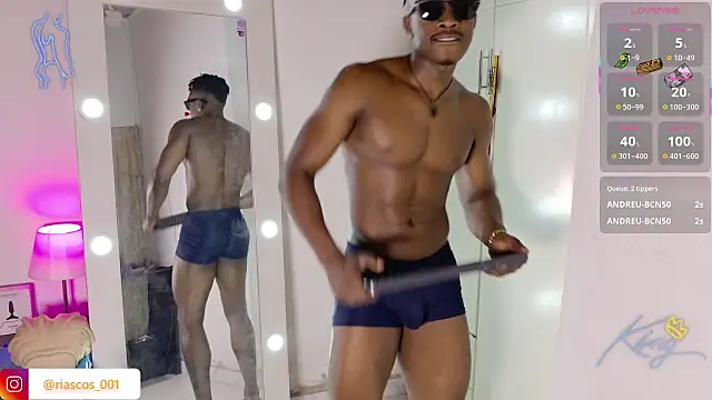 ReyKen-'s Live XXX Chat