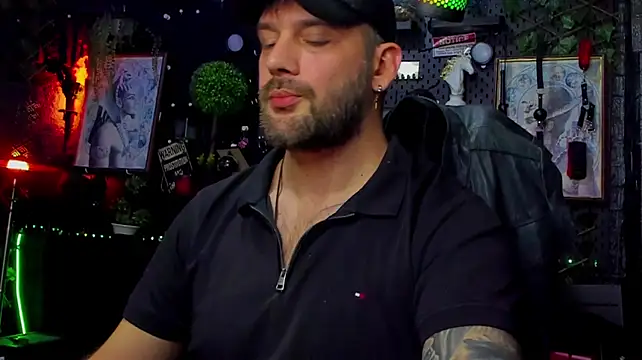 LexHardy: απ ευθείας συνομιλία ΧΧΧ