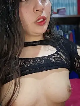 Lubnna Adlı Modelin Canlı XXX Sohbeti