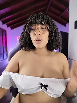 DannaBerry live XXX chat