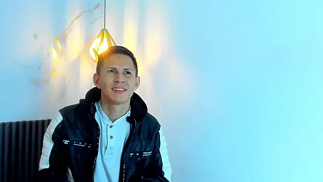 XXX chat uživo modela IzanArias