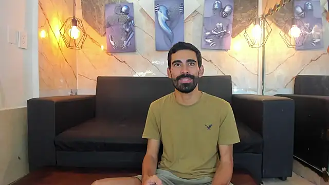 XXX chat uživo modela Andres_Bless