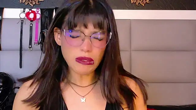Chatroom XXX en direct de ZoeDrucker